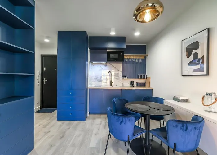 Apartament Centrum Gdańsk blisko Starego Miasta z widokiem na rzekę